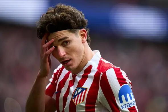 Julián Álvarez durante el duelo de latinoamericanos en la Copa del Rey.